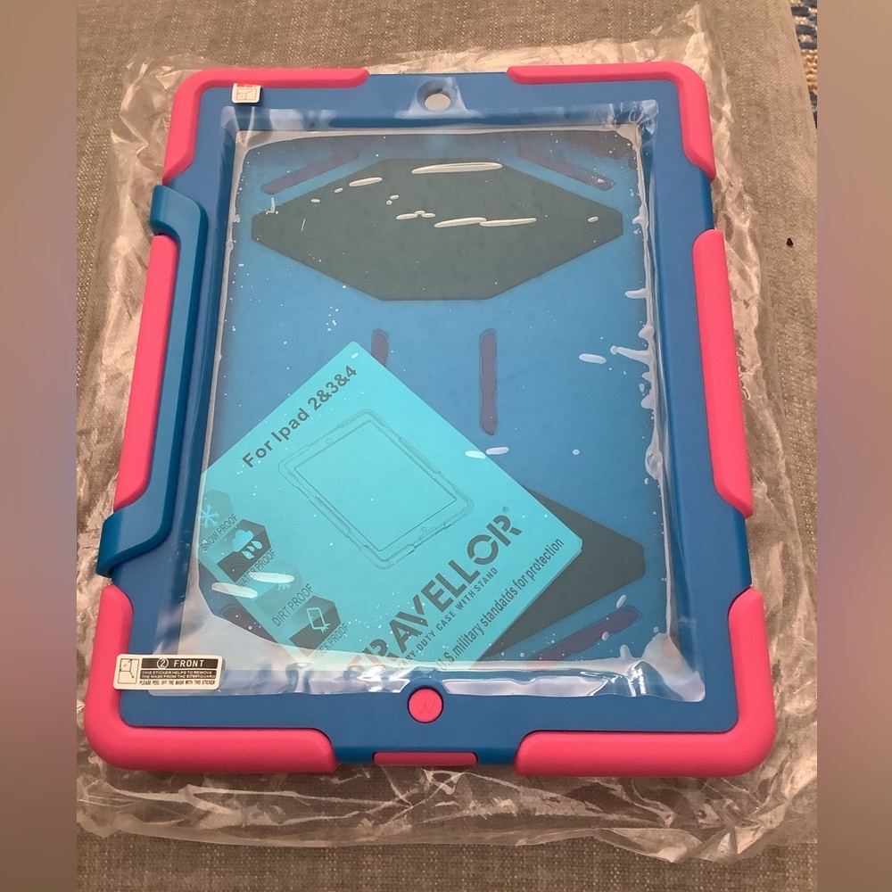 Travellor brand, military-grade, shockproof case